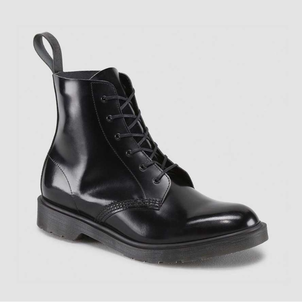 Dr. Martens Made In England Arthur Boots (Black Boanil Brush)